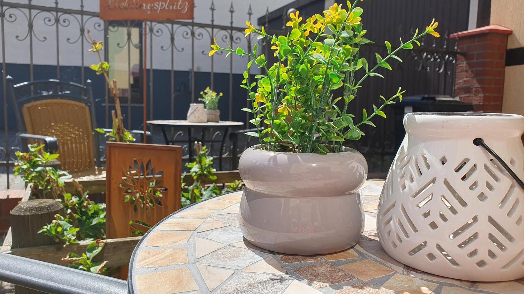 Apartment Gruener Fuerst Mit Sitzecke Im Innenhof & Naehe Park & Erdgeschoss 바트무스카우 외부 사진