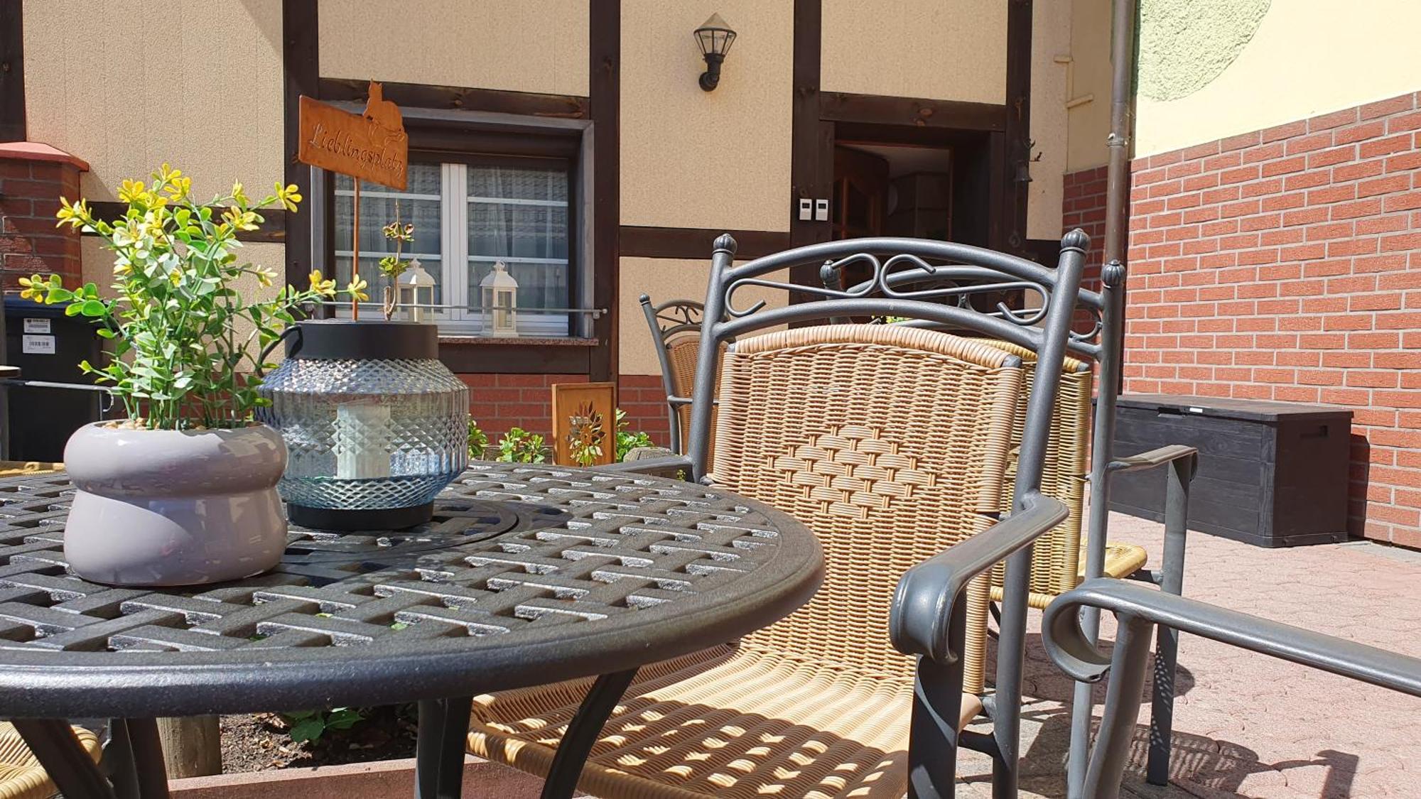 Apartment Gruener Fuerst Mit Sitzecke Im Innenhof & Naehe Park & Erdgeschoss 바트무스카우 외부 사진